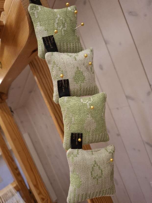 Nålputer i lindamask